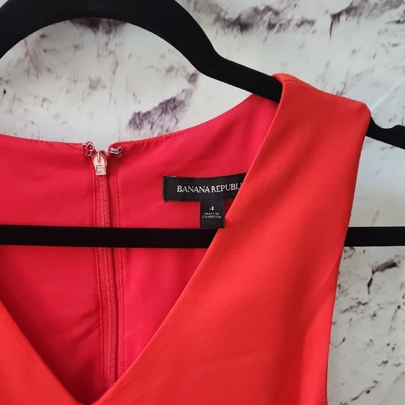 Banana Republic Red Sleeveless V-Neck Jumpsuit Size 4 Elegant Vibrant Long EUC - Picture 3 of 8